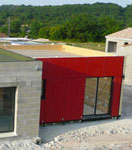 Construction d'une habitation bois avec un mur préfabriqué